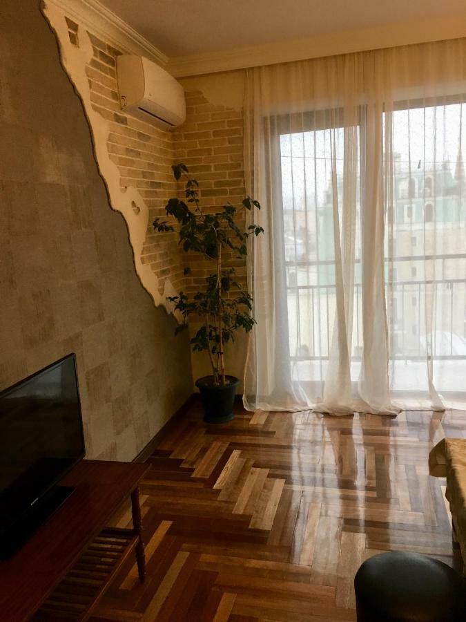 Apartment Gamarjoba Batoumi Extérieur photo